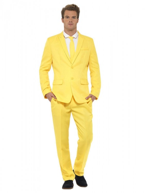 Желтый костюм